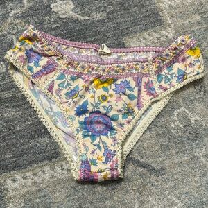 Spell Bloomers - Lovebird
